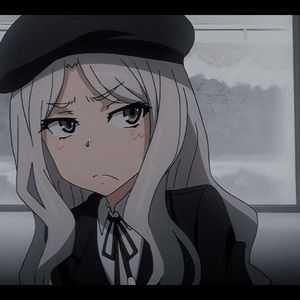 Meet your Posher, Khloe